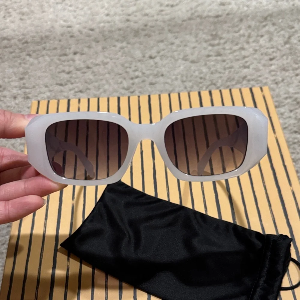 Opaque frame sunglasses